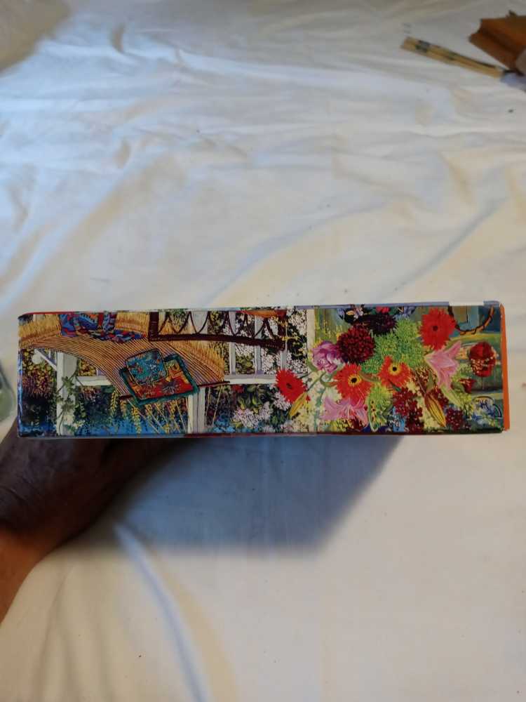 Turquoise Tea and Harvest Apples - Ceaco puzzle collectible [Barcode 021081222150] - Main Image 4