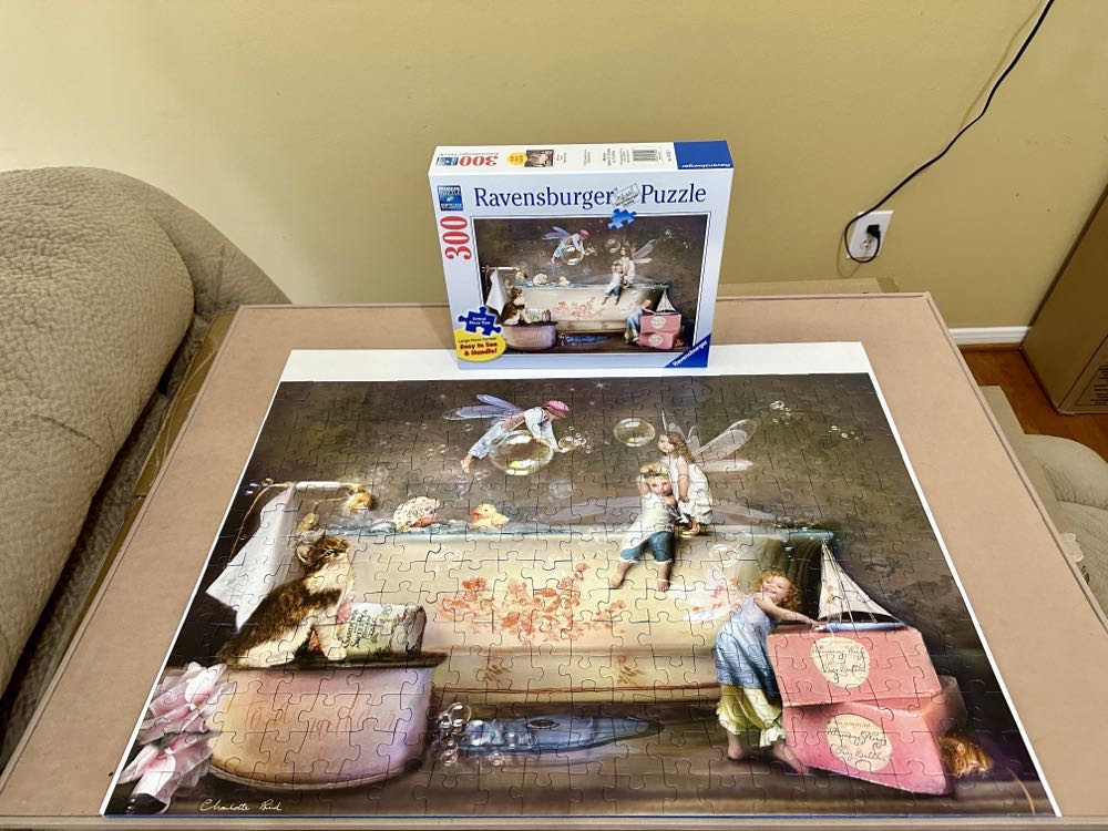 Bath Time - Ravensburger puzzle collectible [Barcode 4005556135523] - Main Image 3