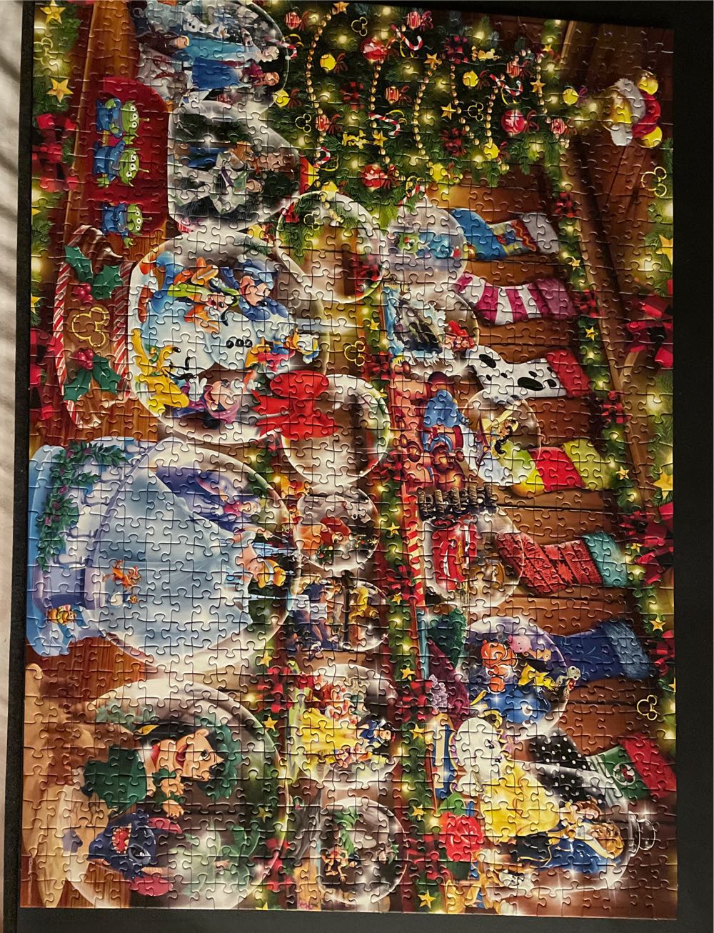 Disney Snow Globes - Ravensburger puzzle collectible [Barcode 4005556167722] - Main Image 2