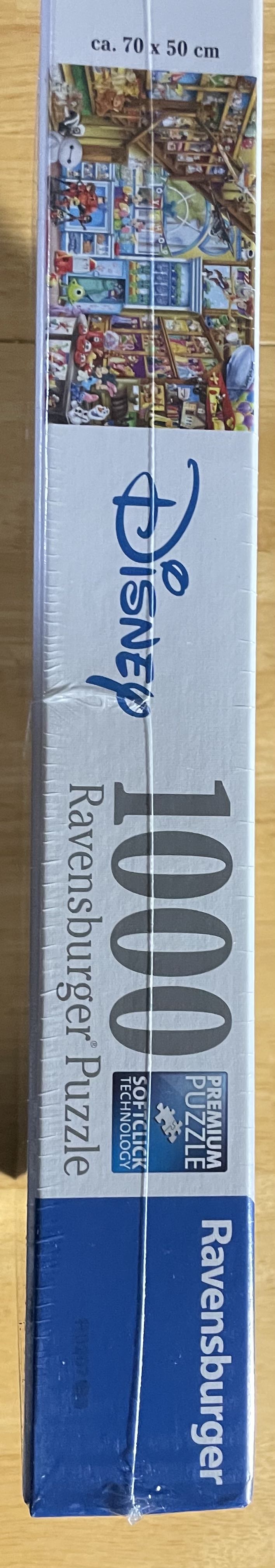 Disney Toy Store - Ravensburger puzzle collectible [Barcode 4005556167340] - Main Image 3