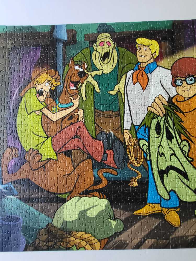 Scooby Doo: Unmasking - Ravensburger puzzle collectible [Barcode 4005556169221] - Main Image 4