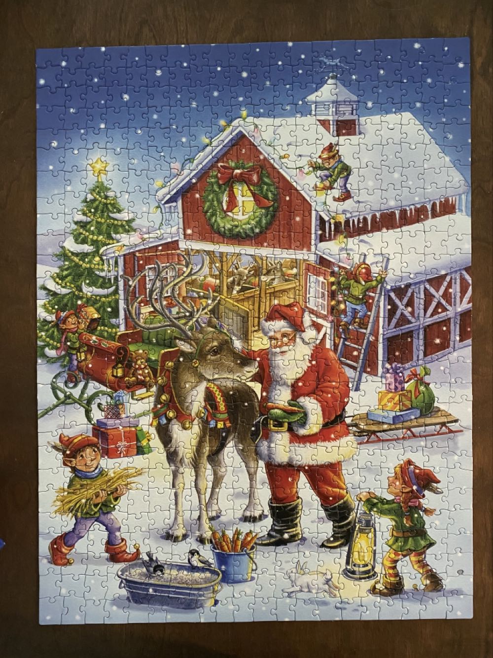 Ready Reindeer - Vermont Christmas Company puzzle collectible [Barcode 871241009707] - Main Image 2