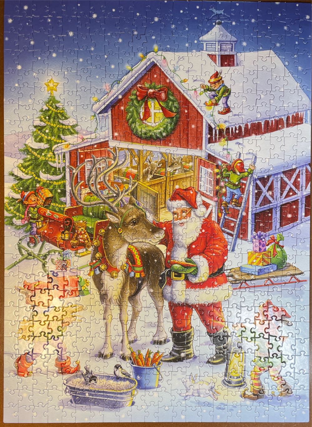 Ready Reindeer - Vermont Christmas Company puzzle collectible [Barcode 871241009707] - Main Image 4