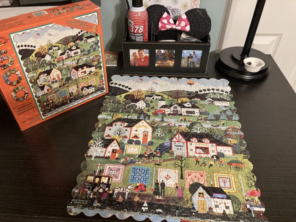 Yankee Enterprise - 634, 6/9/24 - Ceaco puzzle collectible [Barcode 021081010054] - Main Image 2