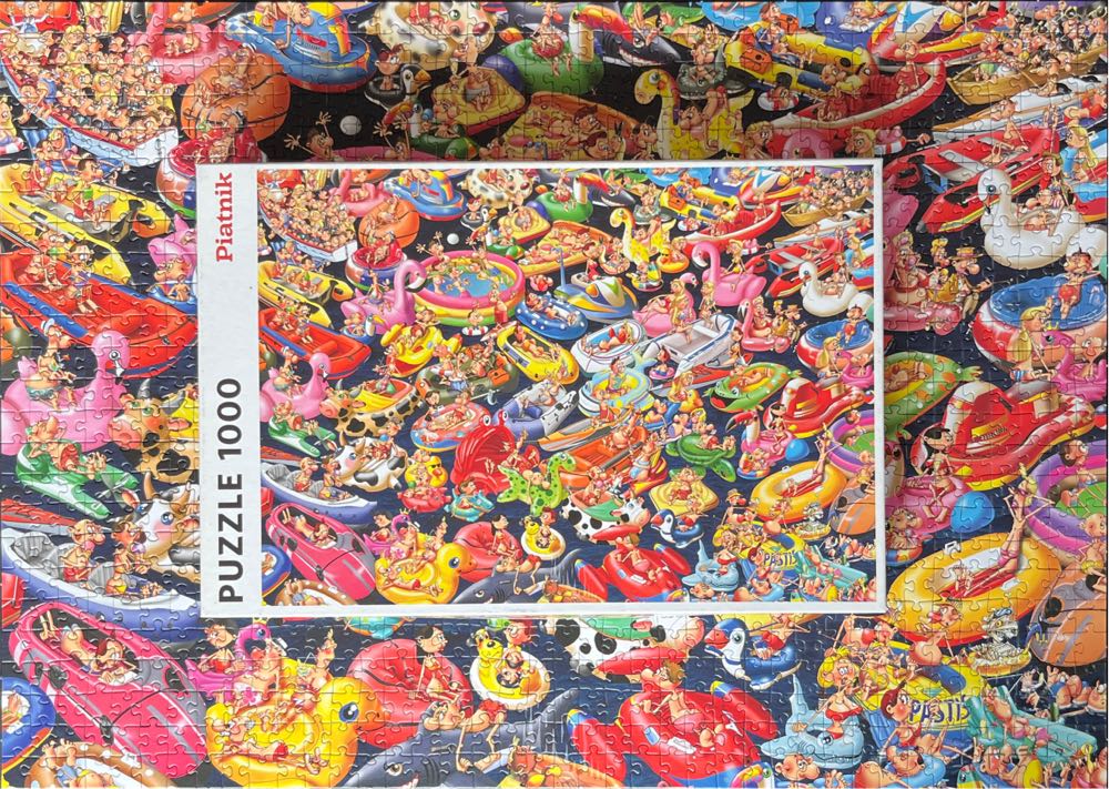 Floating Around 🟦 - Piatnik puzzle collectible [Barcode 9001890551949] - Main Image 4