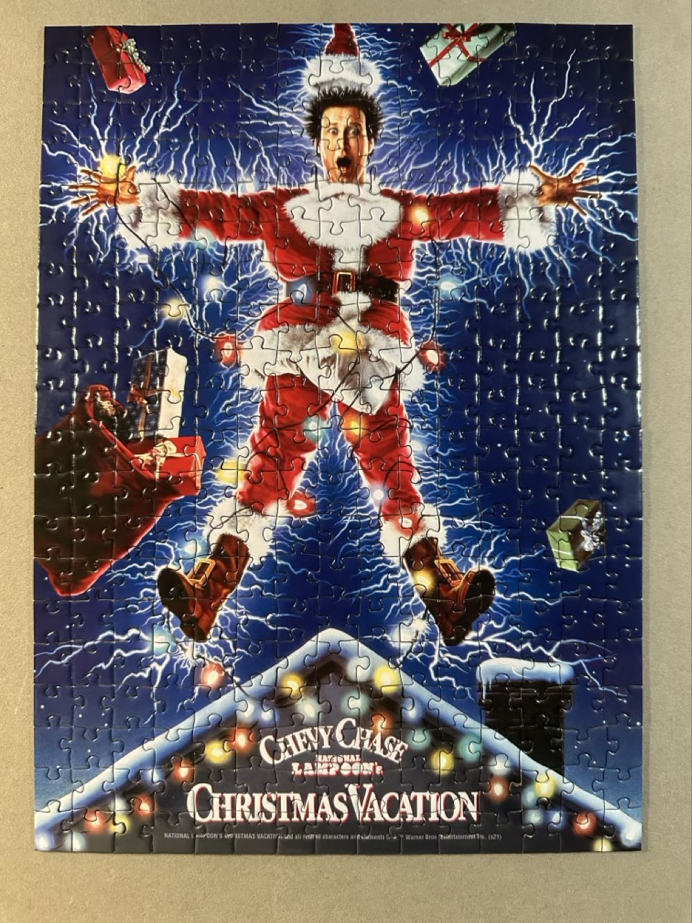 Christmas Vacation - Aquarius puzzle collectible [Barcode 840391149922] - Main Image 2