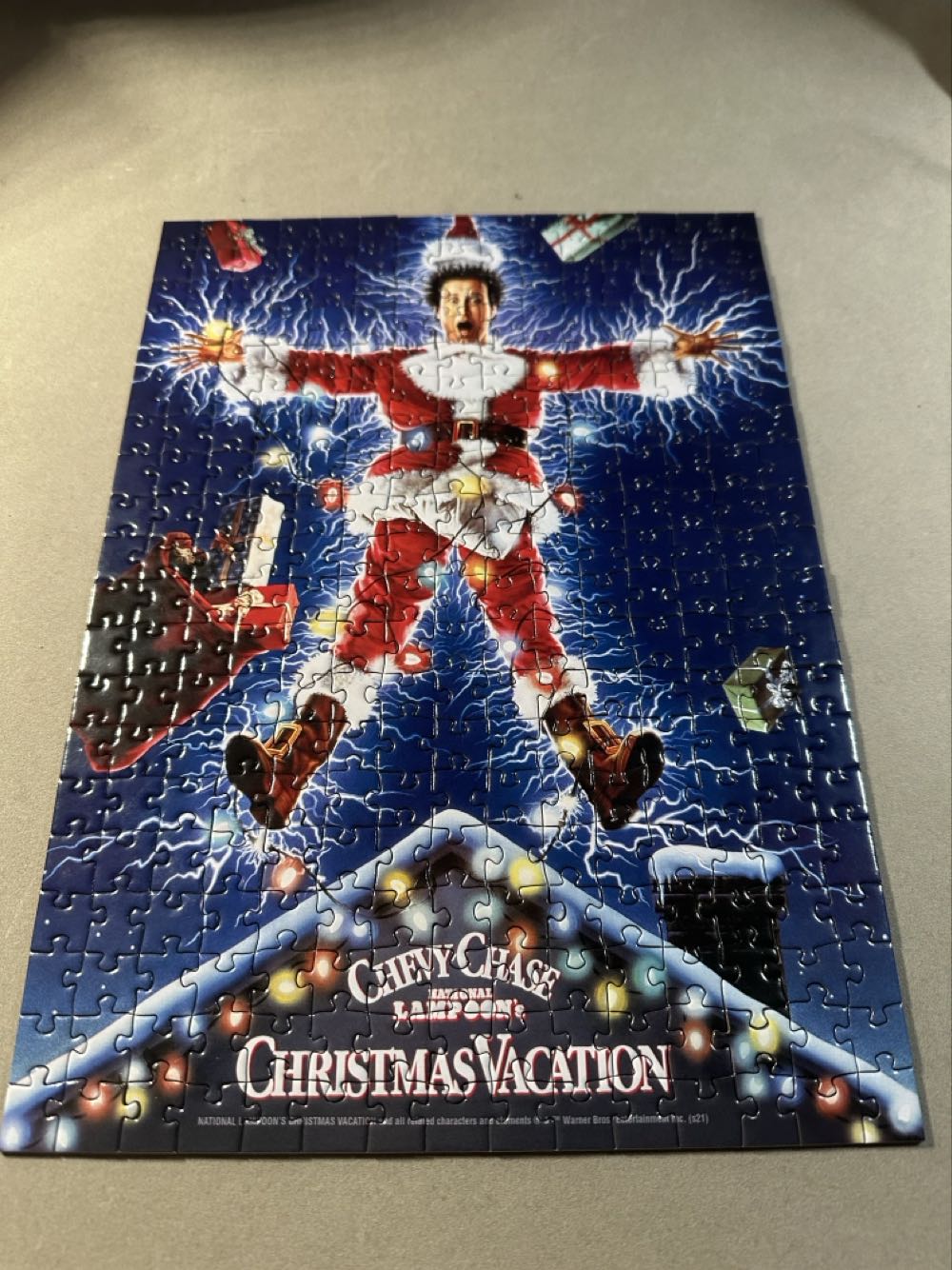 Christmas Vacation - Aquarius puzzle collectible [Barcode 840391149922] - Main Image 4