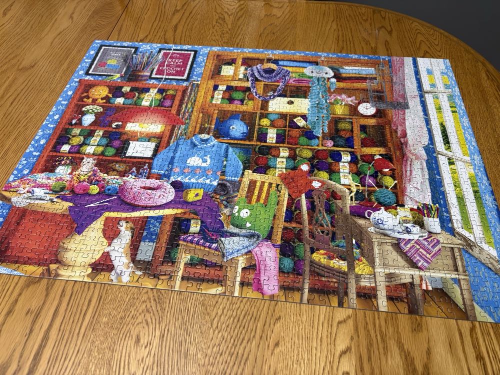 All You Knit Is Love - Eurographics puzzle collectible [Barcode 628136654050] - Main Image 4