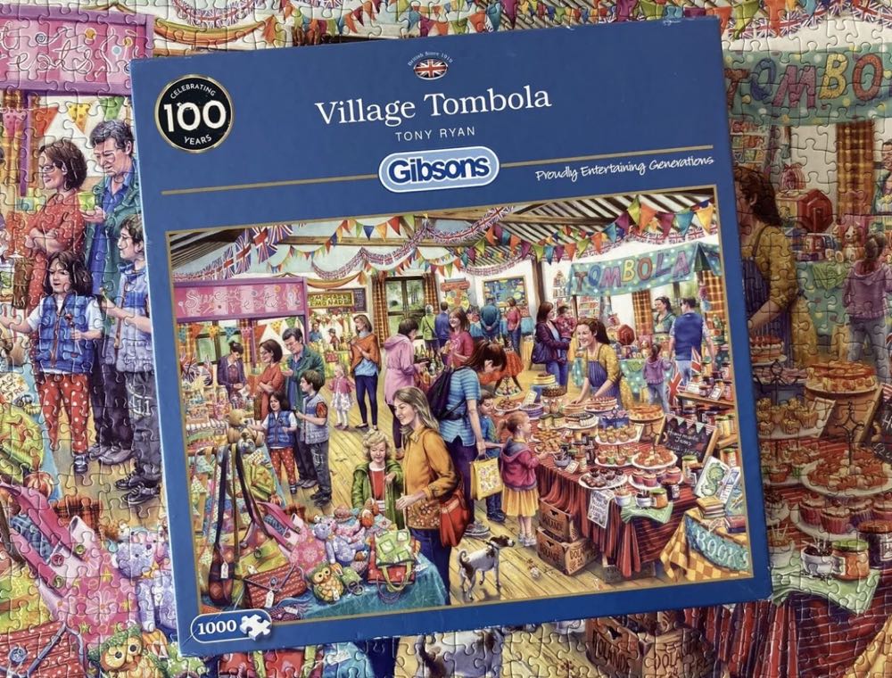 Village Tombola - Gibsons puzzle collectible [Barcode 5012269062540] - Main Image 4