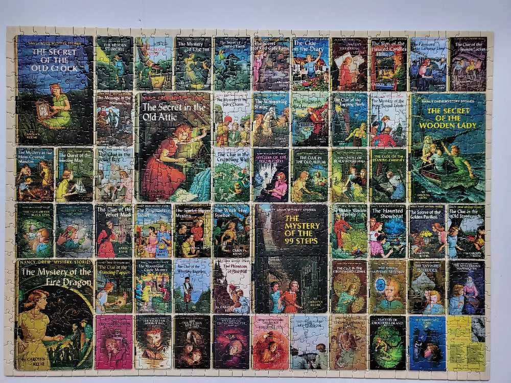 Nancy Drew - To Do - Cobble Hill puzzle collectible [Barcode 625012800976] - Main Image 2