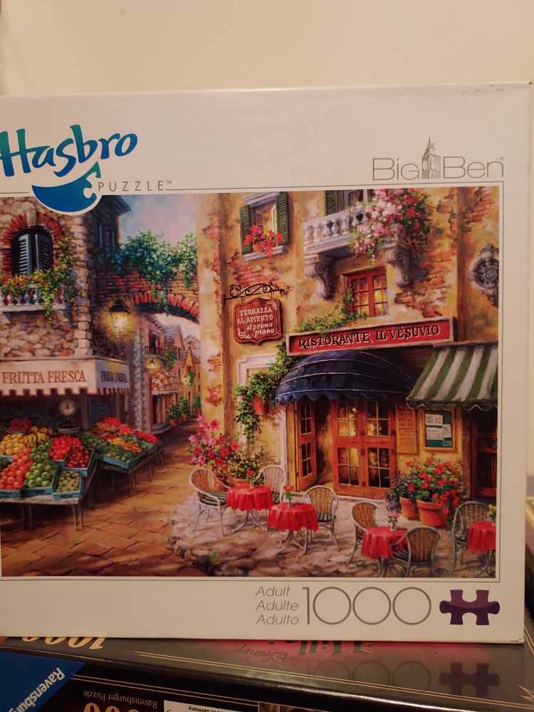 Chihuly Vintage Radios