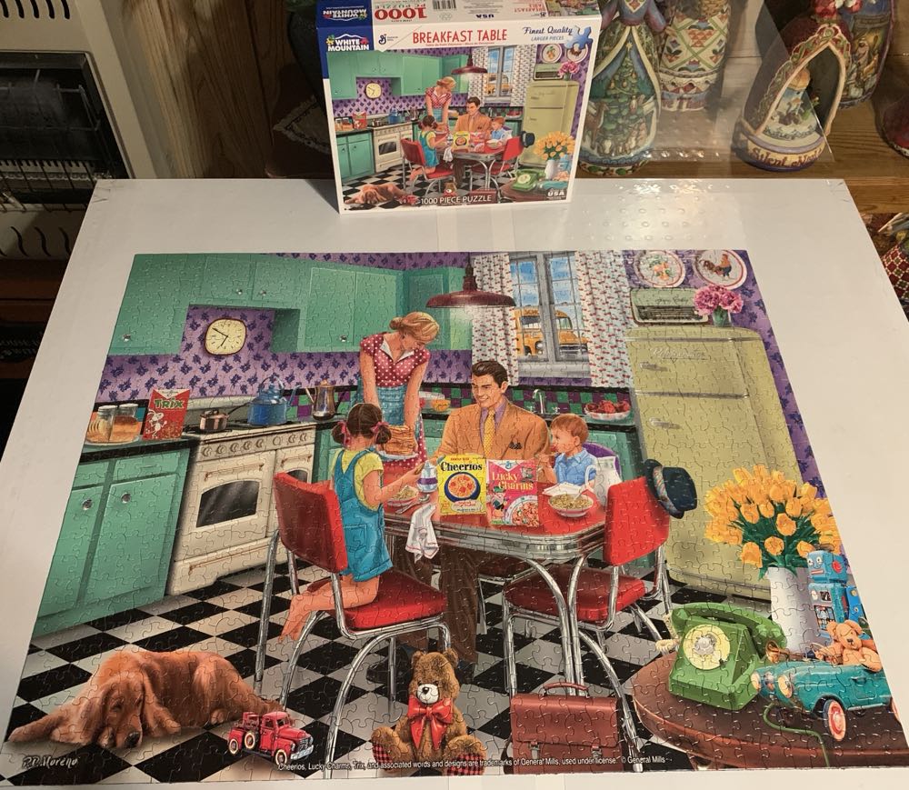 Breakfast Table  — Completed - White Mountain puzzle collectible [Barcode 724819265022] - Main Image 2