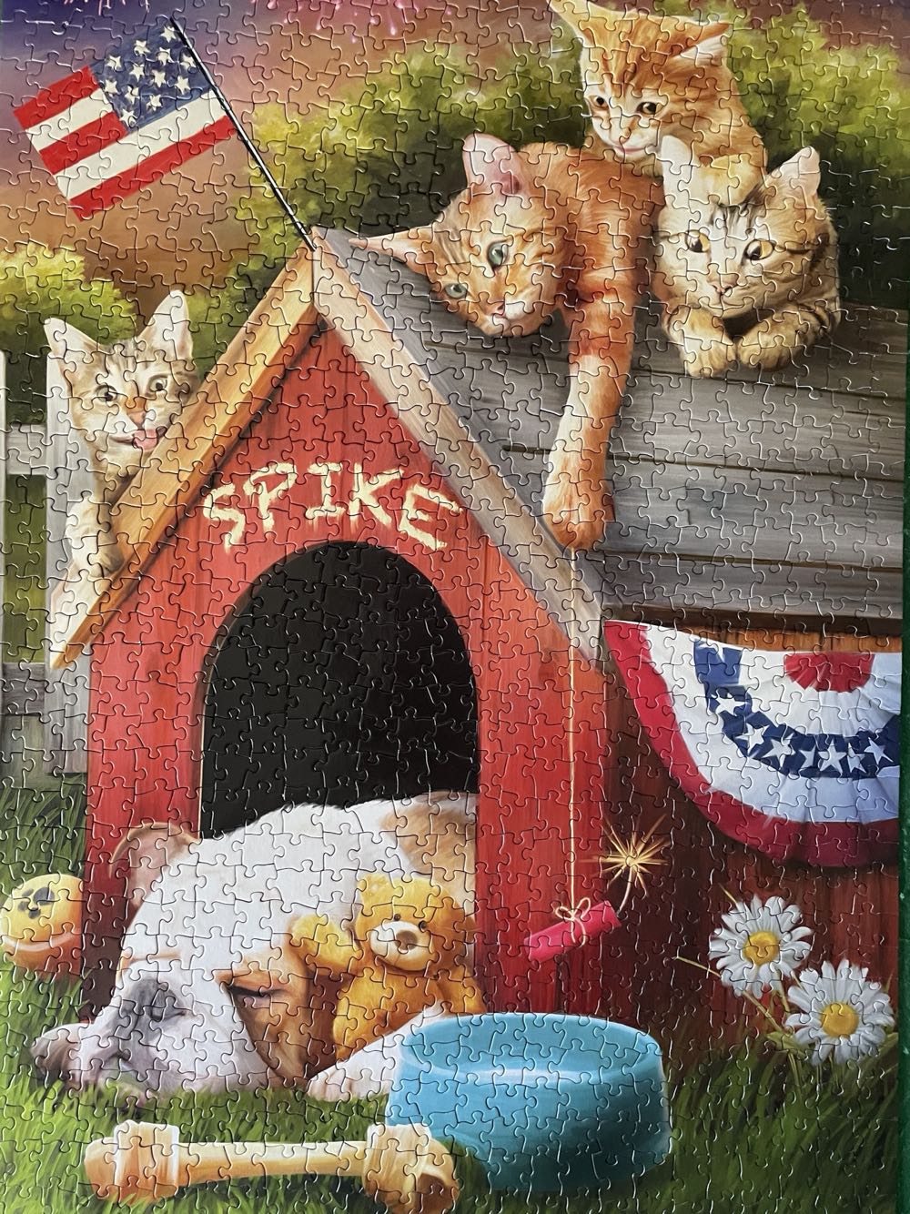 Tom Wood Mischief On The Fourth Sunsout - SunsOut puzzle collectible [Barcode 796780286559] - Main Image 2