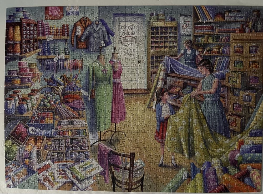 Beads And Buttons - Gibson puzzle collectible - Main Image 2