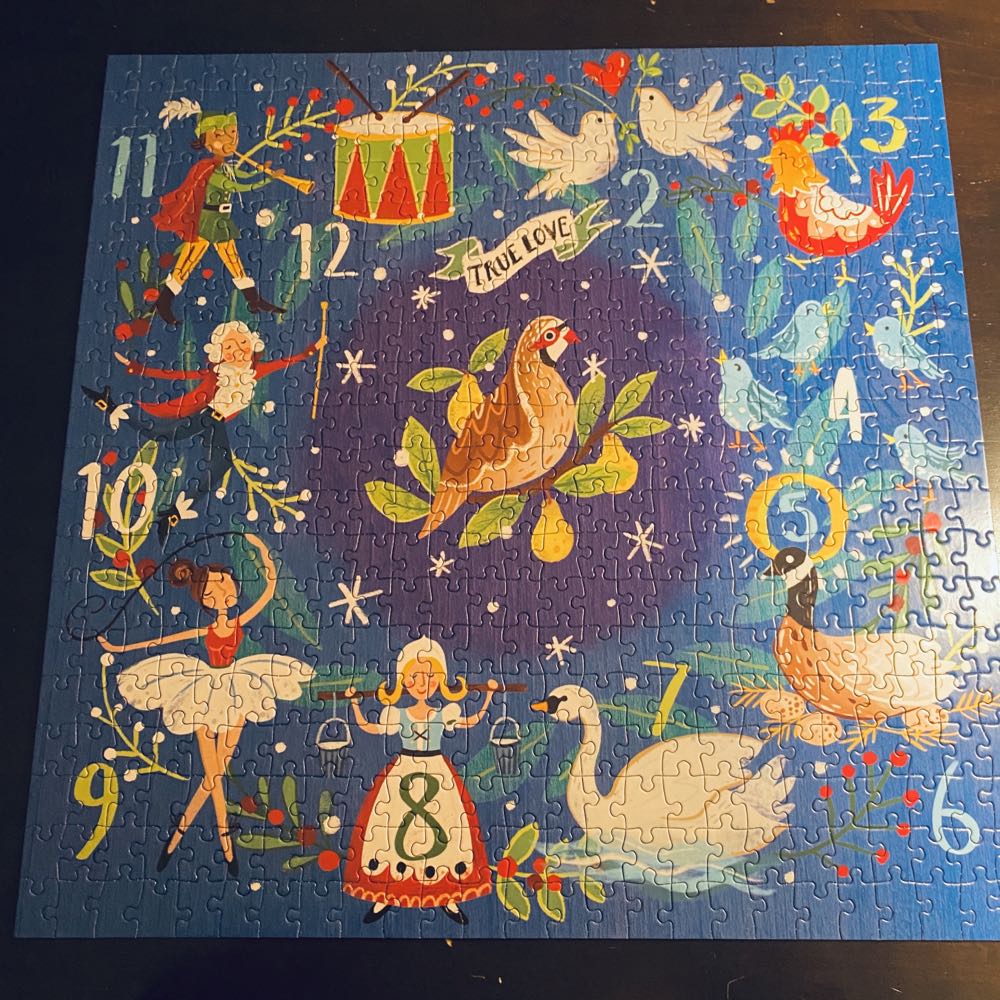 Twelve Days Wreath - Galison puzzle collectible [Barcode 9780735371194] - Main Image 3