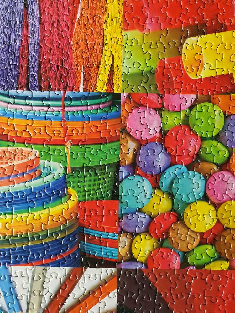 Colorful Collage - Colorcraft puzzle collectible [Barcode 854879008540] - Main Image 3