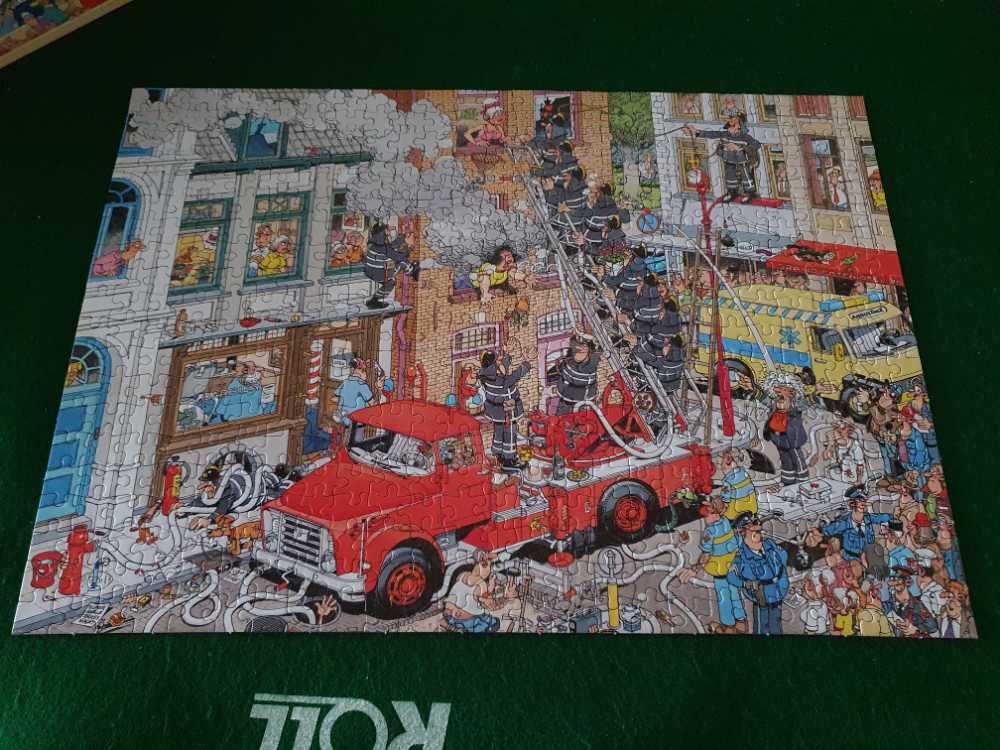 Fire! - Jumbo puzzle collectible [Barcode 8710126014332] - Main Image 2