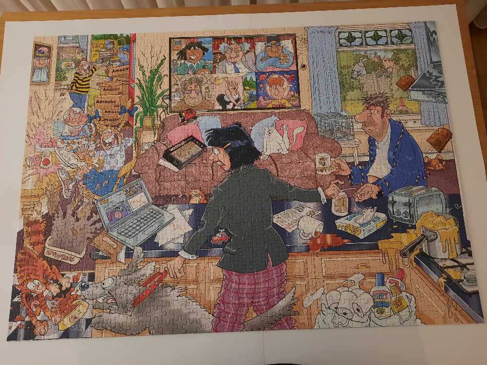 Destiny #24 - Business As Usual! - Jumbo puzzle collectible [Barcode 8710126250136] - Main Image 2