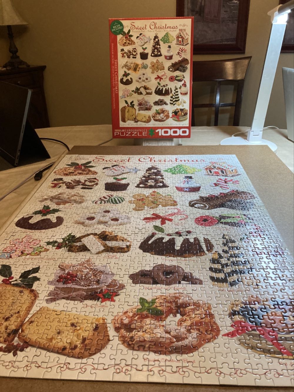 Sweet Christmas - Eurographics puzzle collectible [Barcode 628136604338] - Main Image 2