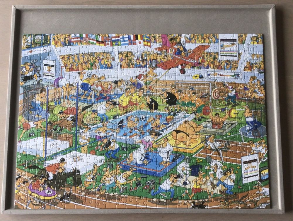Sportdag - 25 Jaar Jan Van Haasteren Puzzels - Verkocht - Jumbo puzzle collectible [Barcode 8710126014905] - Main Image 3