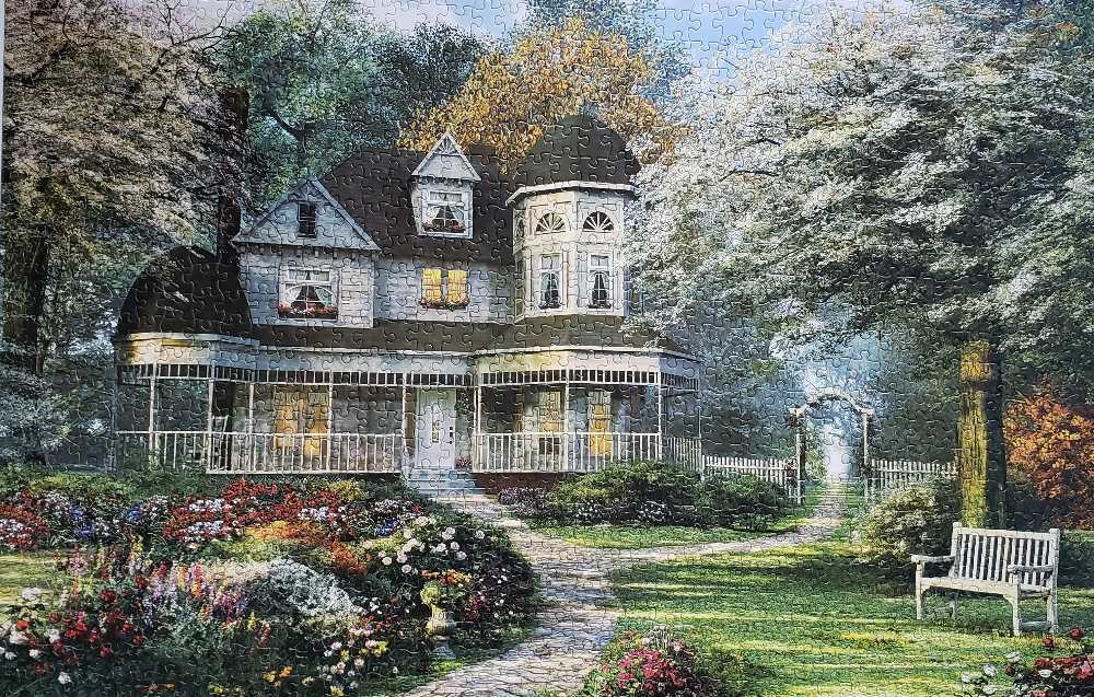Country Manors - Victorian Home - Sure Lox puzzle collectible [Barcode 686141446121] - Main Image 2