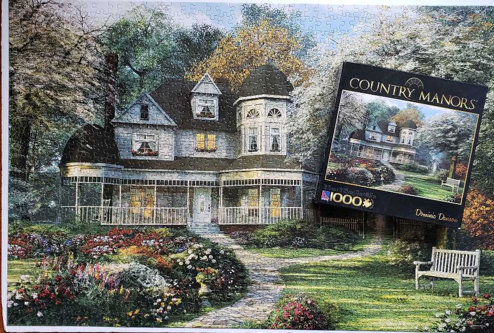Country Manors - Victorian Home - Sure Lox puzzle collectible [Barcode 686141446121] - Main Image 3