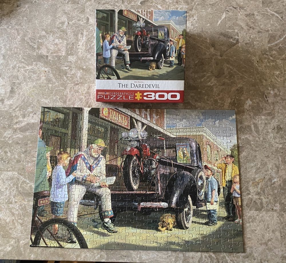 The Daredevil - Eurographics puzzle collectible [Barcode 628136004411] - Main Image 2