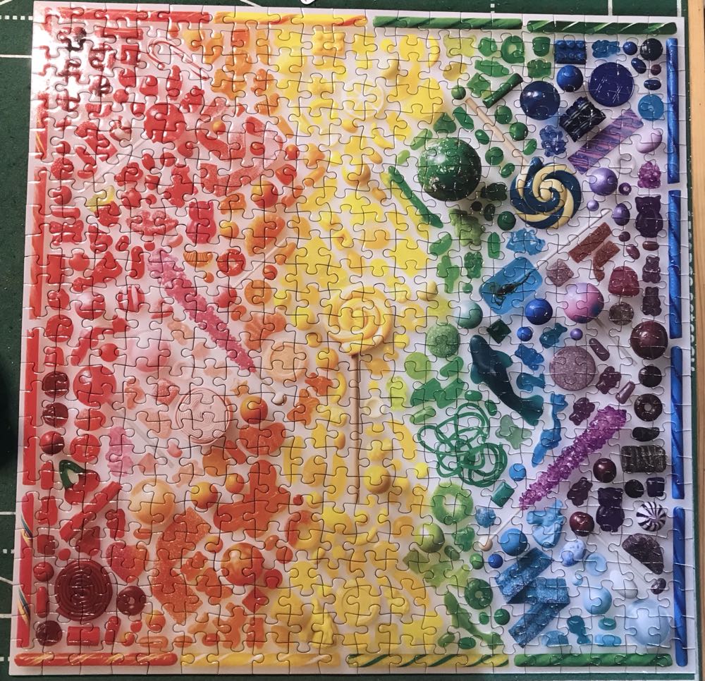 Candy - Galison 🇺🇸 puzzle collectible [Barcode 9780735362048] - Main Image 3