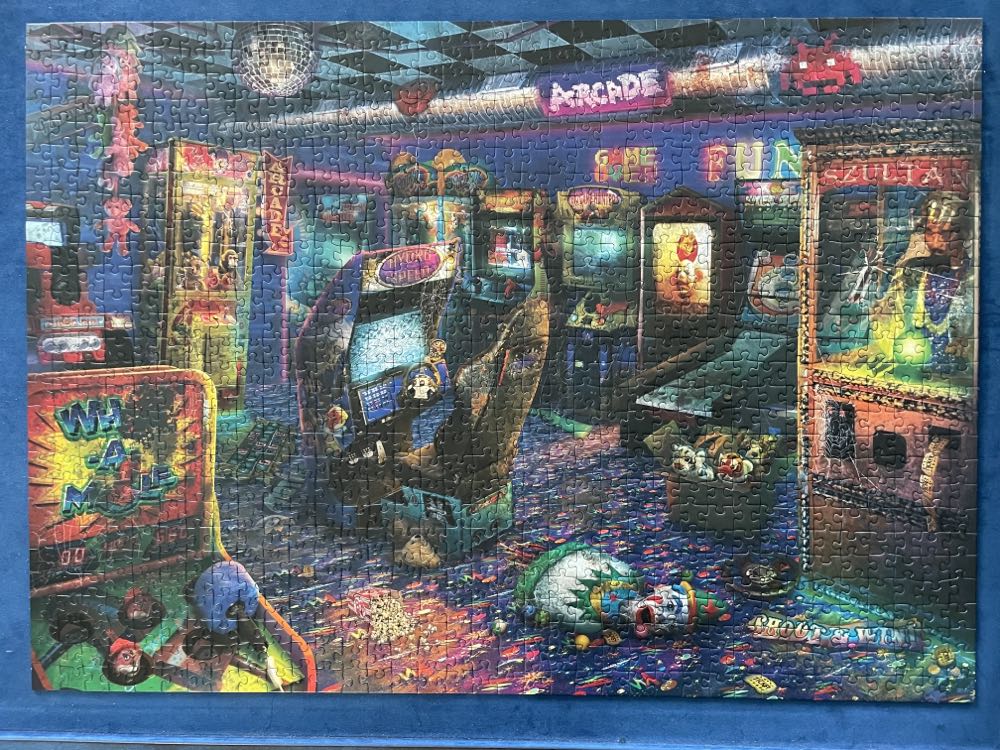 *Forgotten Arcade - Ravensburger Abandoned Series puzzle collectible - Main Image 2