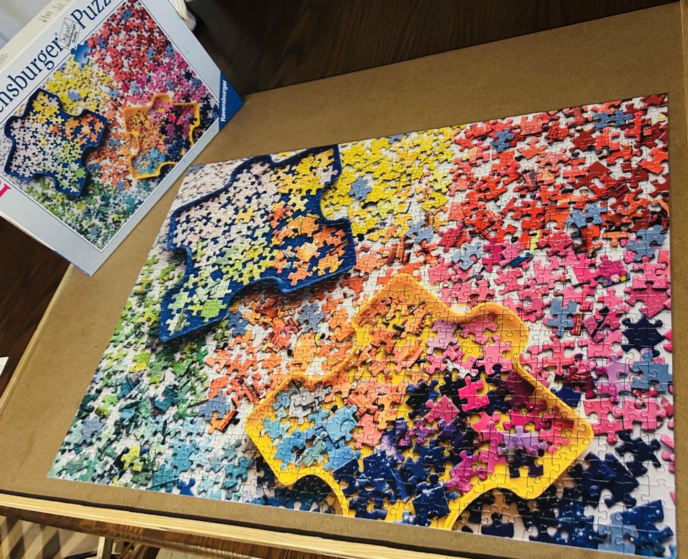 The Puzzlers Palette - Ravensburger puzzle collectible [Barcode 4005556152742] - Main Image 3