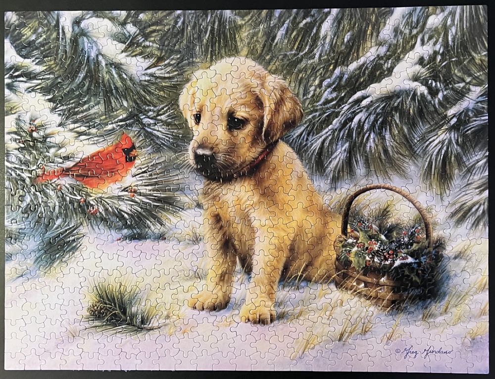 Holiday Pals  - White Mountain puzzle collectible [Barcode 724819256907] - Main Image 2