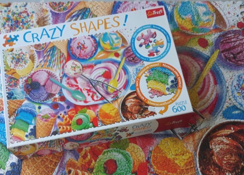 Sweet Dream (Tineke Barvoets €6,00) - Trefl puzzle collectible [Barcode 5900511111194] - Main Image 3