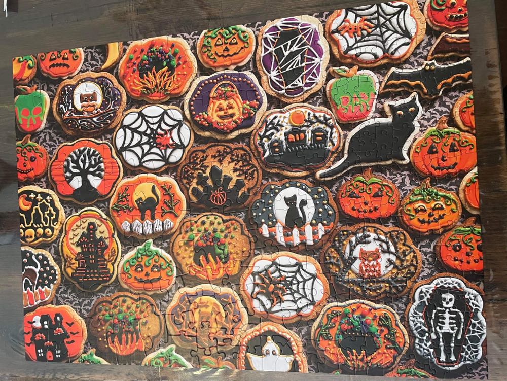 Halloween Cookies - Cobble Hill puzzle collectible [Barcode 625012546126] - Main Image 4