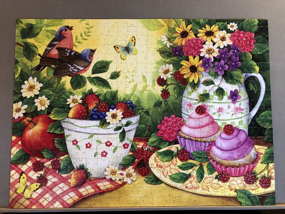 Cupcakes For Two - SunsOut 🇺🇸 puzzle collectible [Barcode 796780160248] - Main Image 2