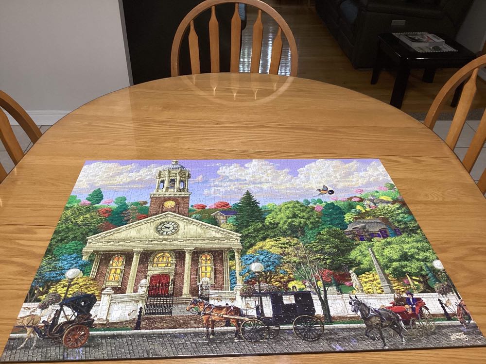 Church - Milton Bradley puzzle collectible [Barcode 778988184882] - Main Image 3