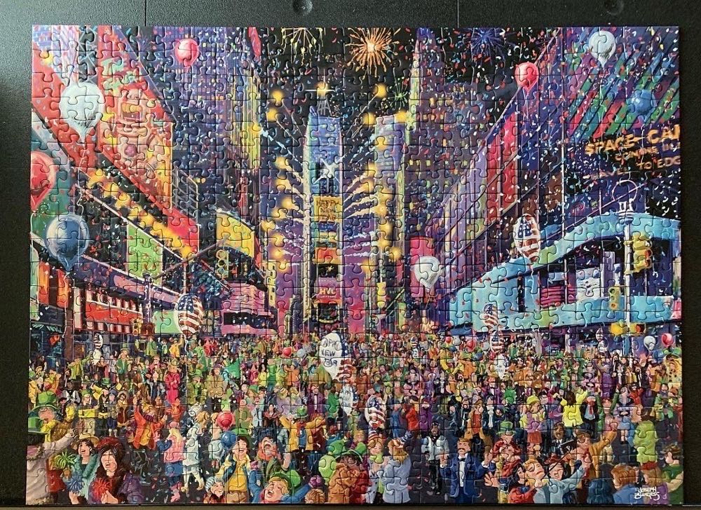 New Years in Tim e Square - Ravenburger puzzle collectible [Barcode 4005556164233] - Main Image 3