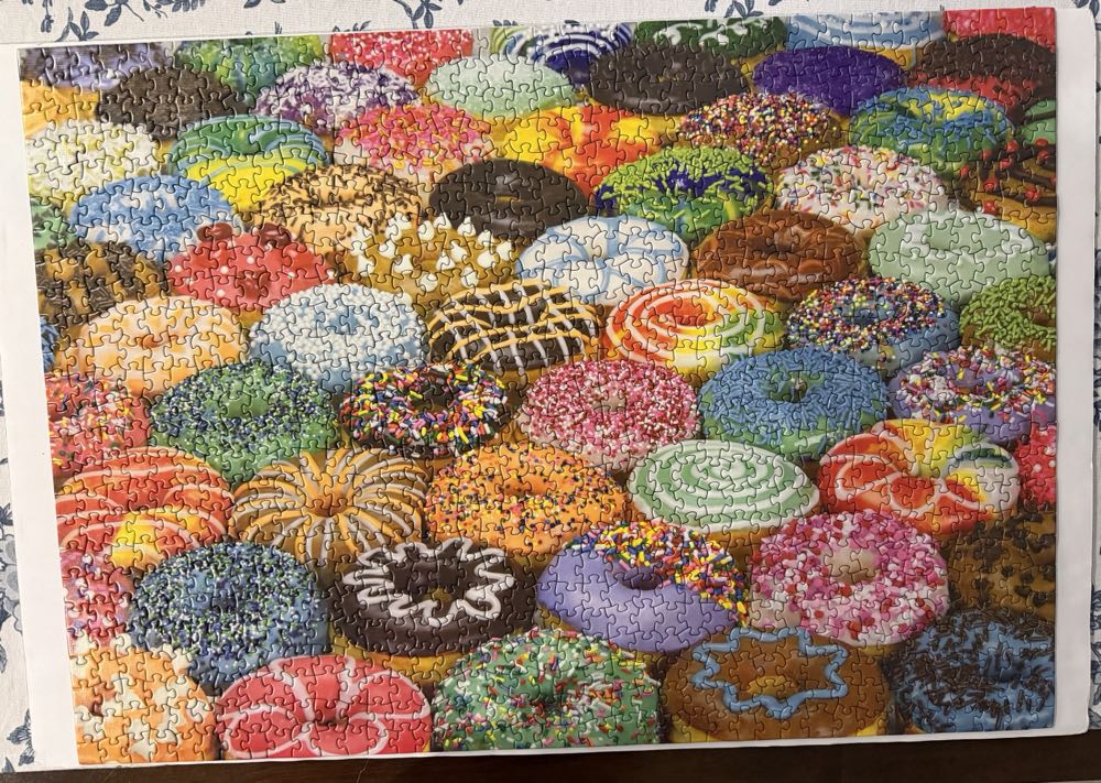 Difficult Donuts - Littlefeet Direct puzzle collectible - Main Image 3