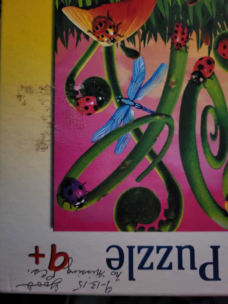 Lady Bug Land - Ravensburger puzzle collectible [Barcode 4005556130597] - Main Image 3