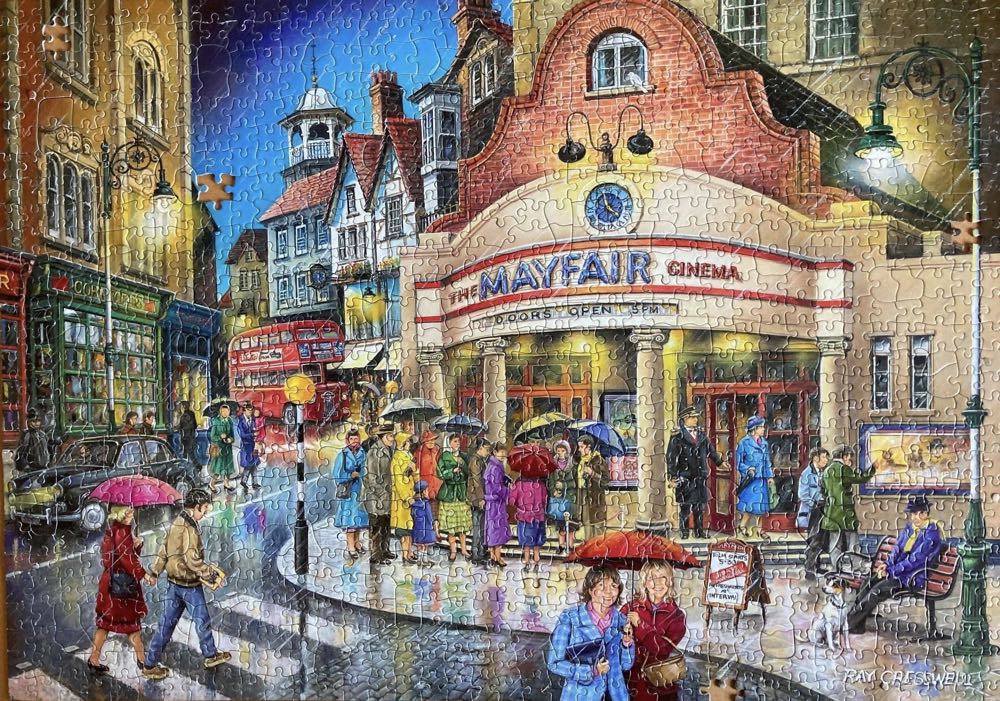 Evening Out (maken) - House of Puzzles Ltd HOP, The puzzle collectible [Barcode 5060002002544] - Main Image 3