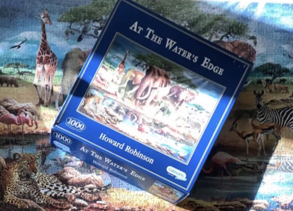 At the Water’s Edge - Gibsons puzzle collectible [Barcode 5012269004496] - Main Image 4