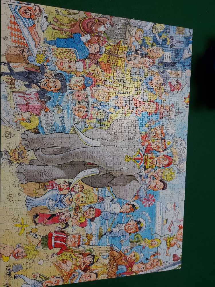 Wasgij Carry On Capers (Box Image) - Wasgij Celebrity puzzle collectible [Barcode 8710126134597] - Main Image 2