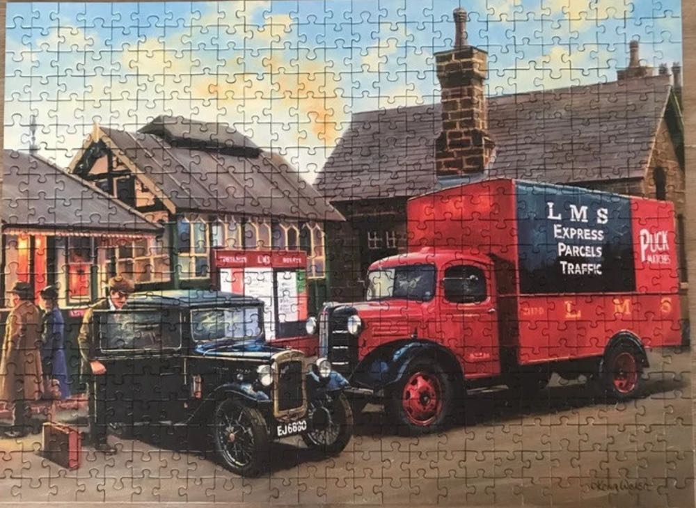 Branch Line Station - Ravensburger puzzle collectible [Barcode 4005556145874] - Main Image 3