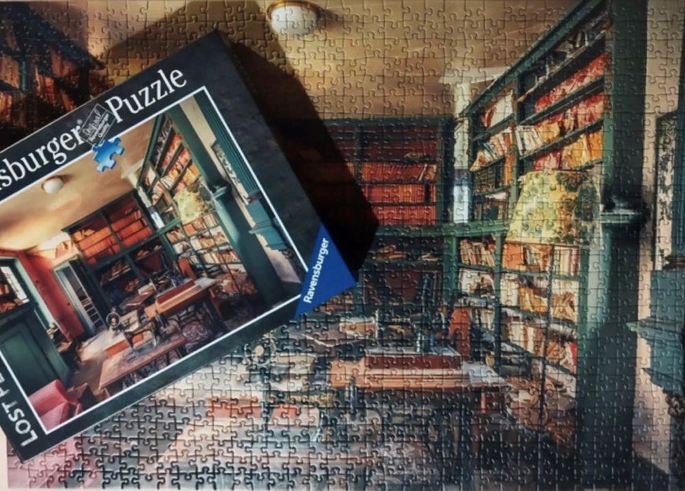 Lost places - The Housekeeper’s Room - Ravensburger puzzle collectible [Barcode 4005556171019] - Main Image 4
