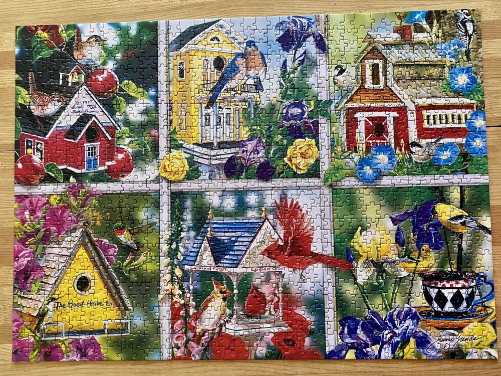 Birdhouse Village - Master Pieces puzzle collectible [Barcode 705988721175] - Main Image 2