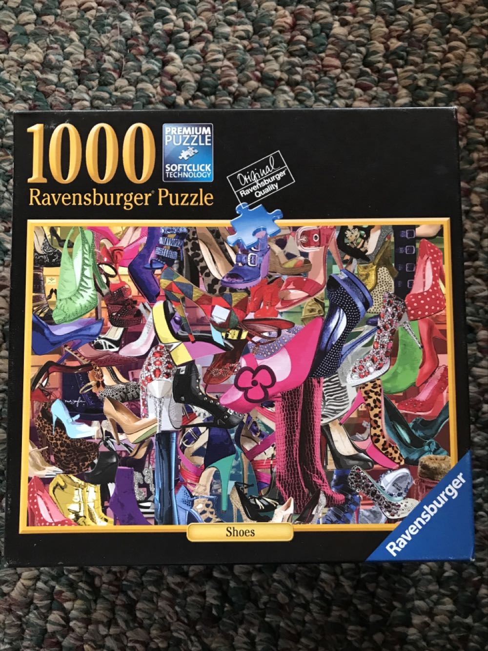 Shoes* - Ravensburger puzzle collectible [Barcode 4005556823536] - Main Image 1