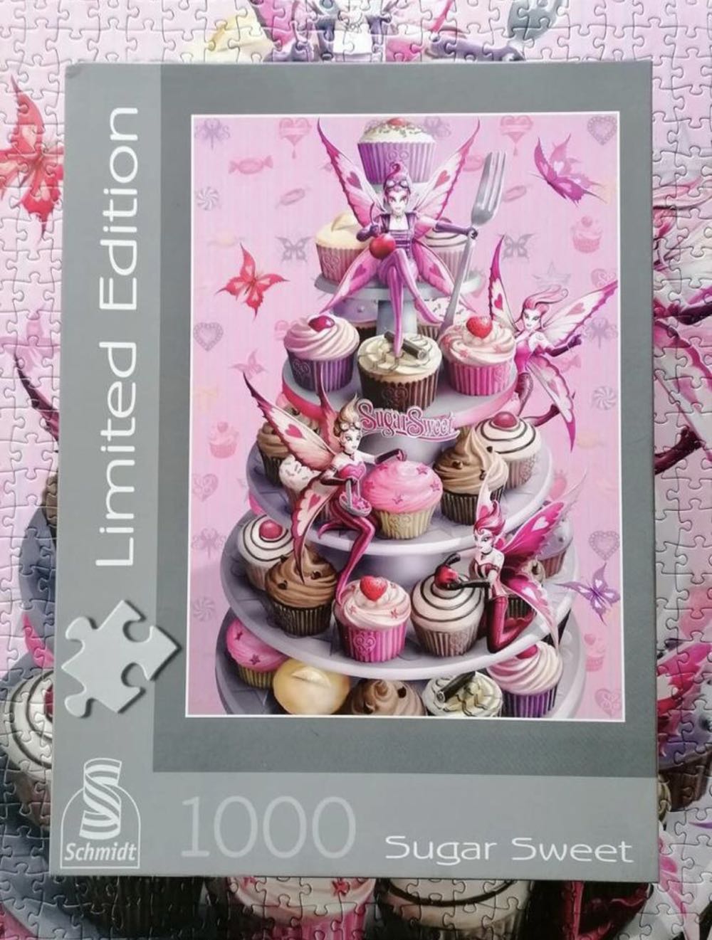 Sugar Sweet, Sweet Seduction🟦 Checken - Schmidt Puzzle puzzle collectible [Barcode 4001504581824] - Main Image 4