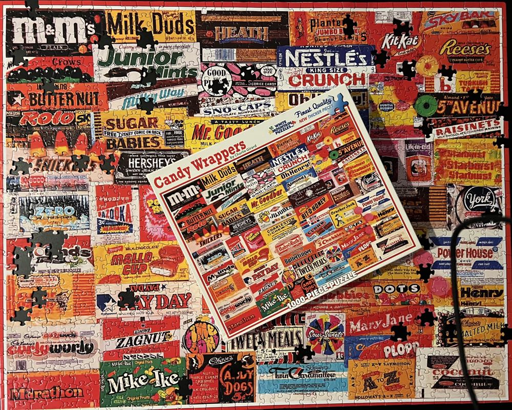 Candy Wrappers 862D - White Mountain puzzle collectible [Barcode 724819254378] - Main Image 4