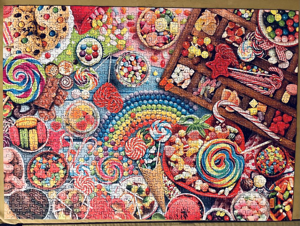 Candy Party - Eurographics puzzle collectible [Barcode 628136657013] - Main Image 2