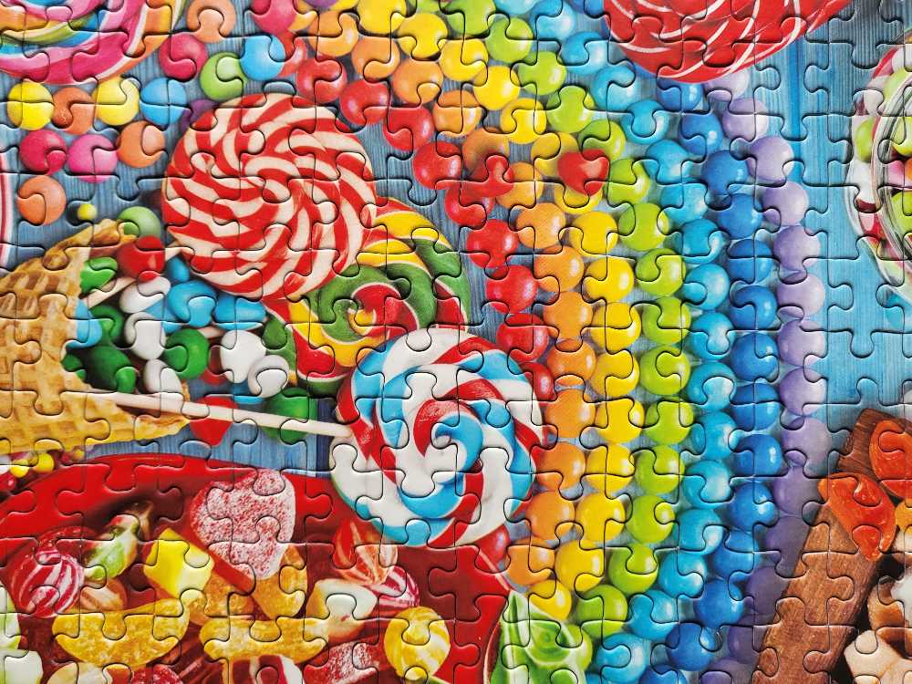 Candy Party - Eurographics puzzle collectible [Barcode 628136657013] - Main Image 4
