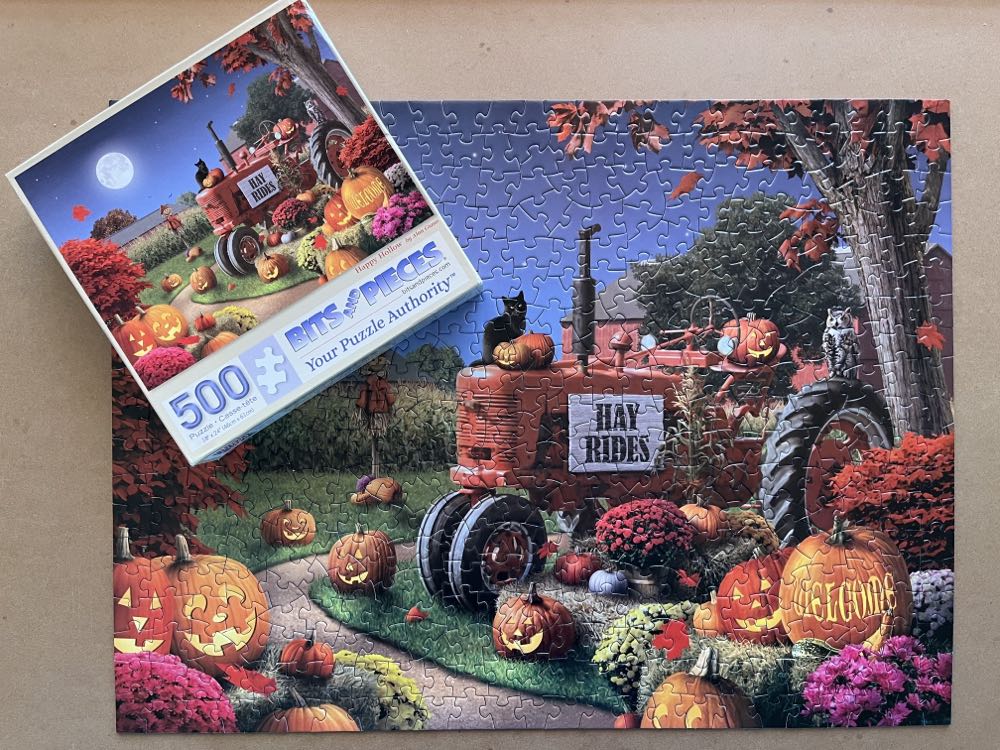 Happy Hollow - Bits & Pieces puzzle collectible [Barcode 192949051639] - Main Image 4